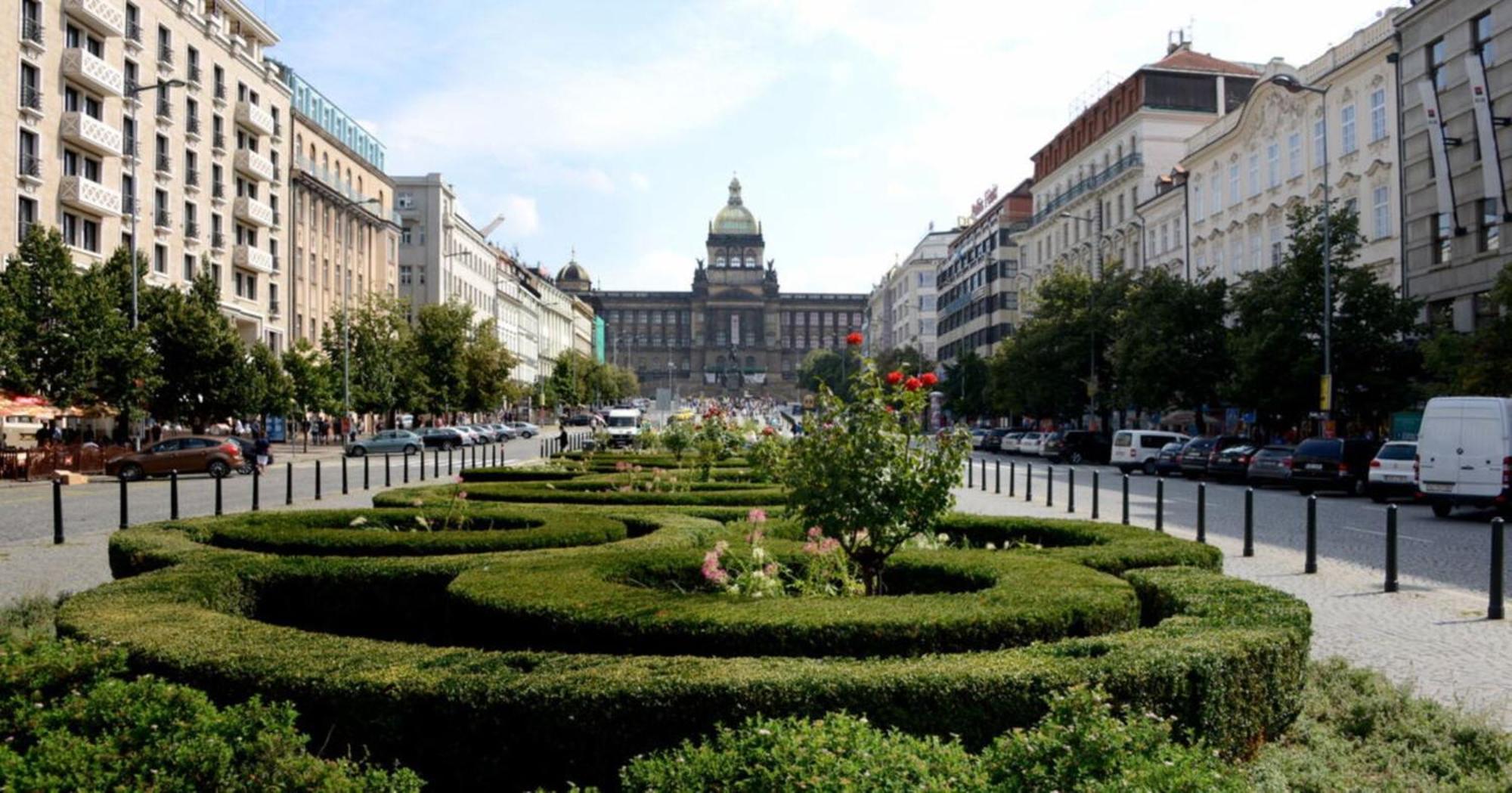 Spacious Near Karlin Square Apartmán *