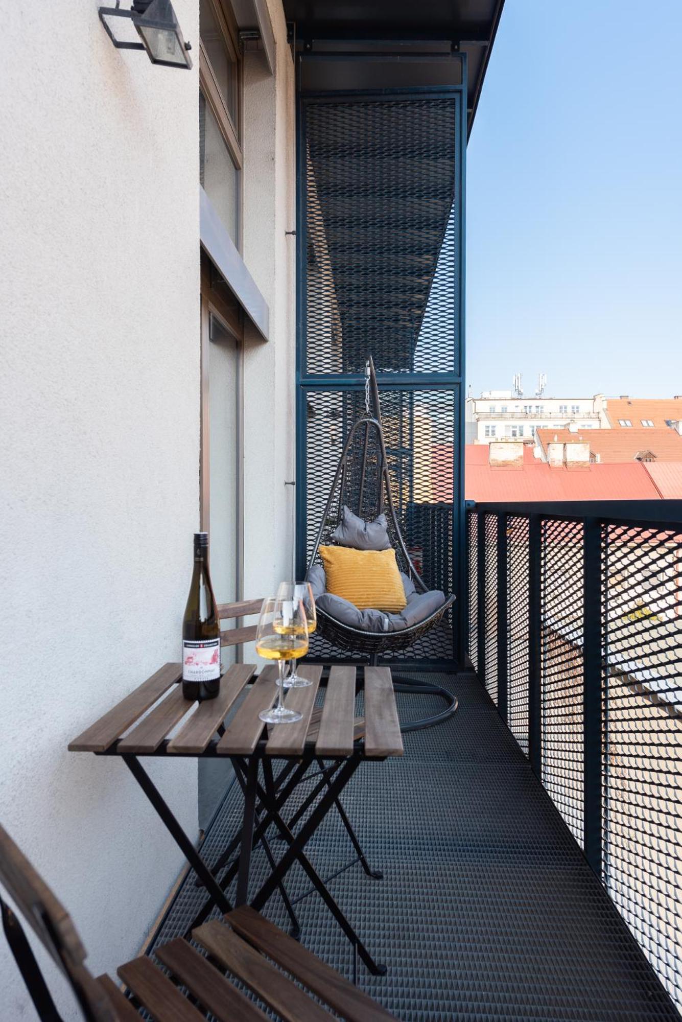Apartmán Spacious Near Karlin Square
